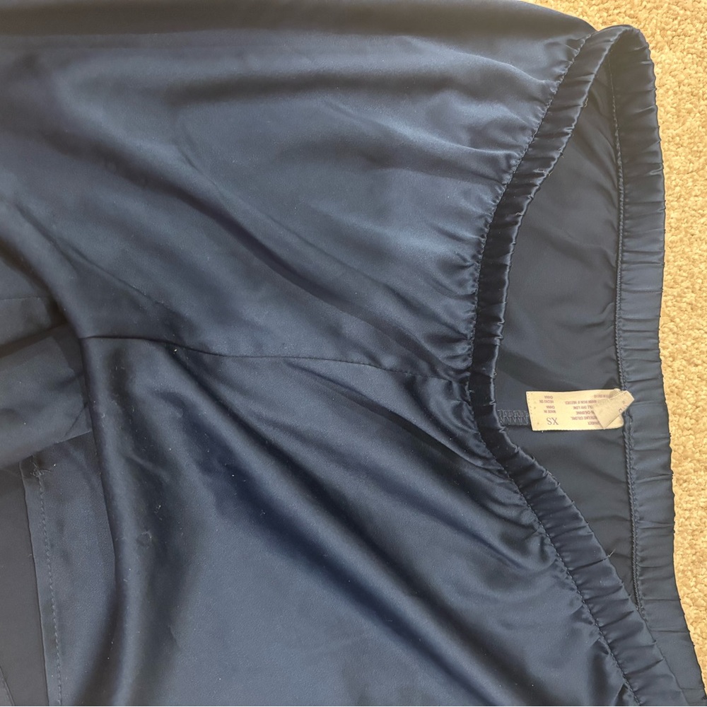 Blue Pajama Shorts with Elastic Waistband and Breathable Fabric